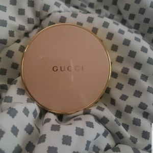 Gucci Face Powder